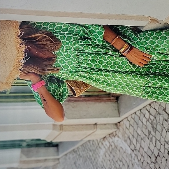 Puff Sleeve Boho Dress - Bold Green Pattern - Picture 7 of 7